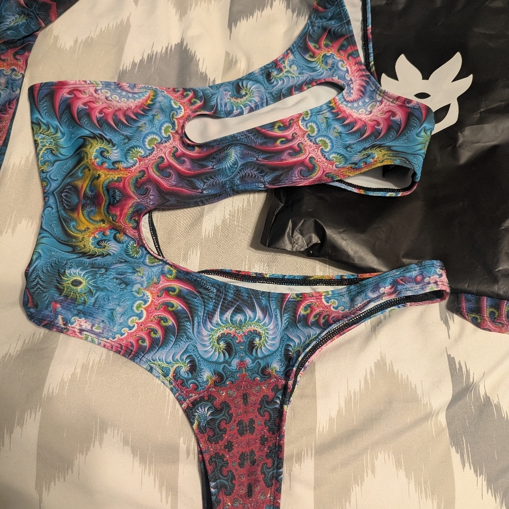 Badinka Multicolor Psychedelic Cutout Bodysuit Set - Picture 4 of 5